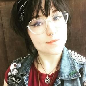 Meet your Posher, Nikki